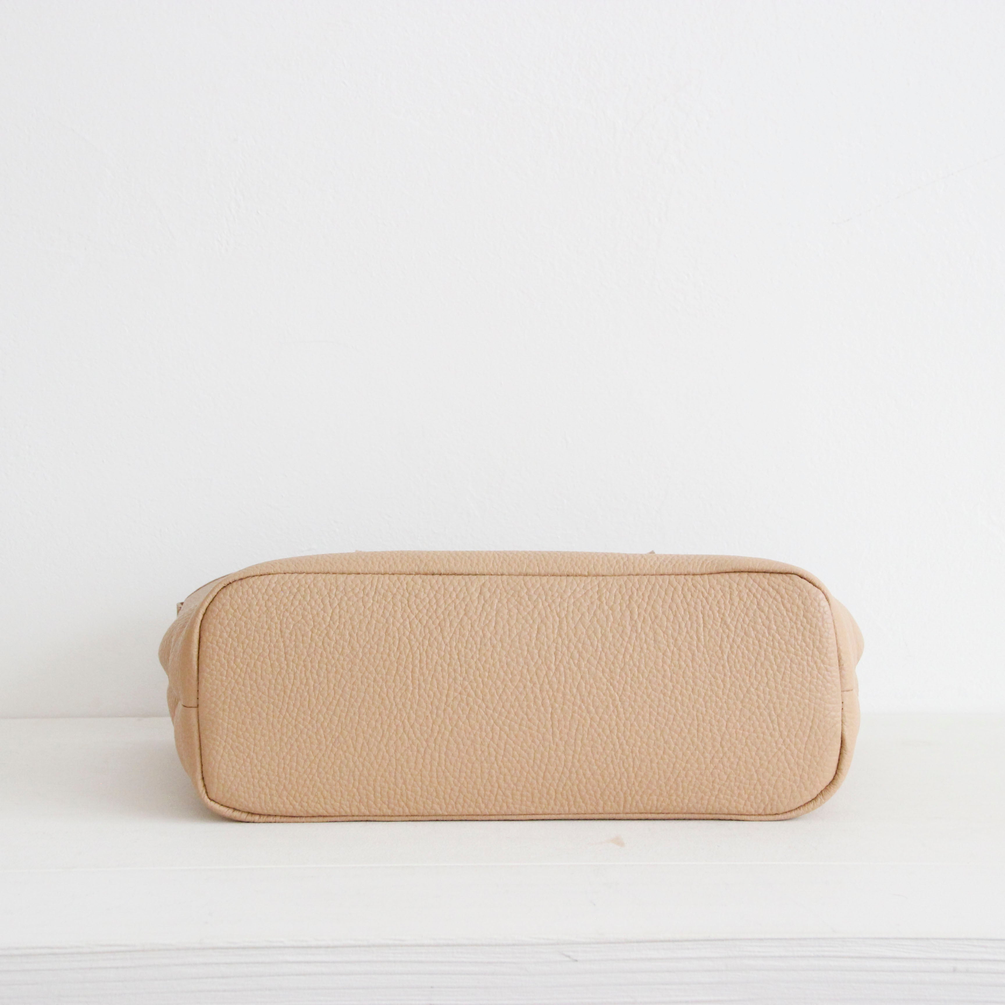 サンドベージュ XL / ノヴァトートM