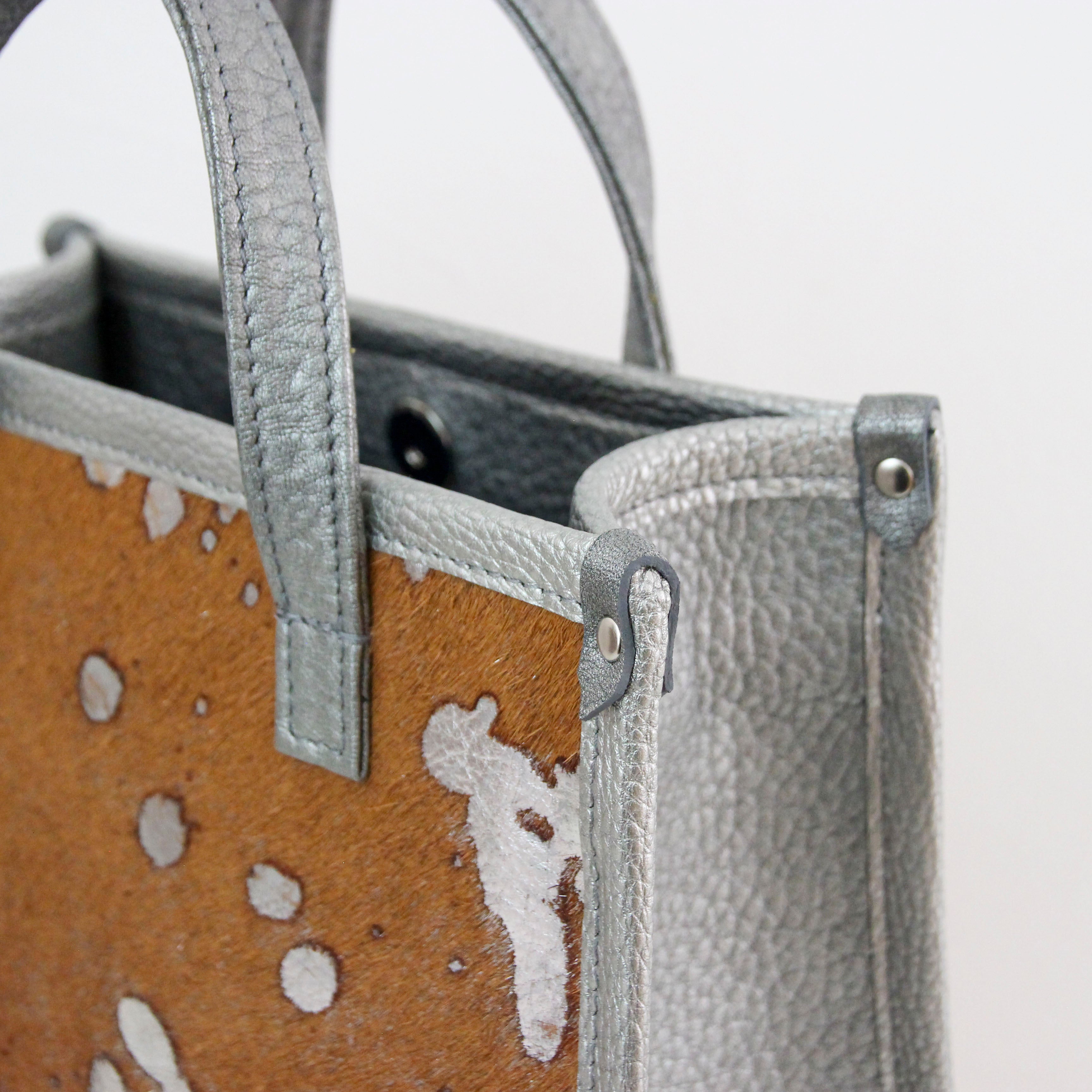 ブラウン起毛シルバー箔×シルバー LXL / バーティカルトート トールS