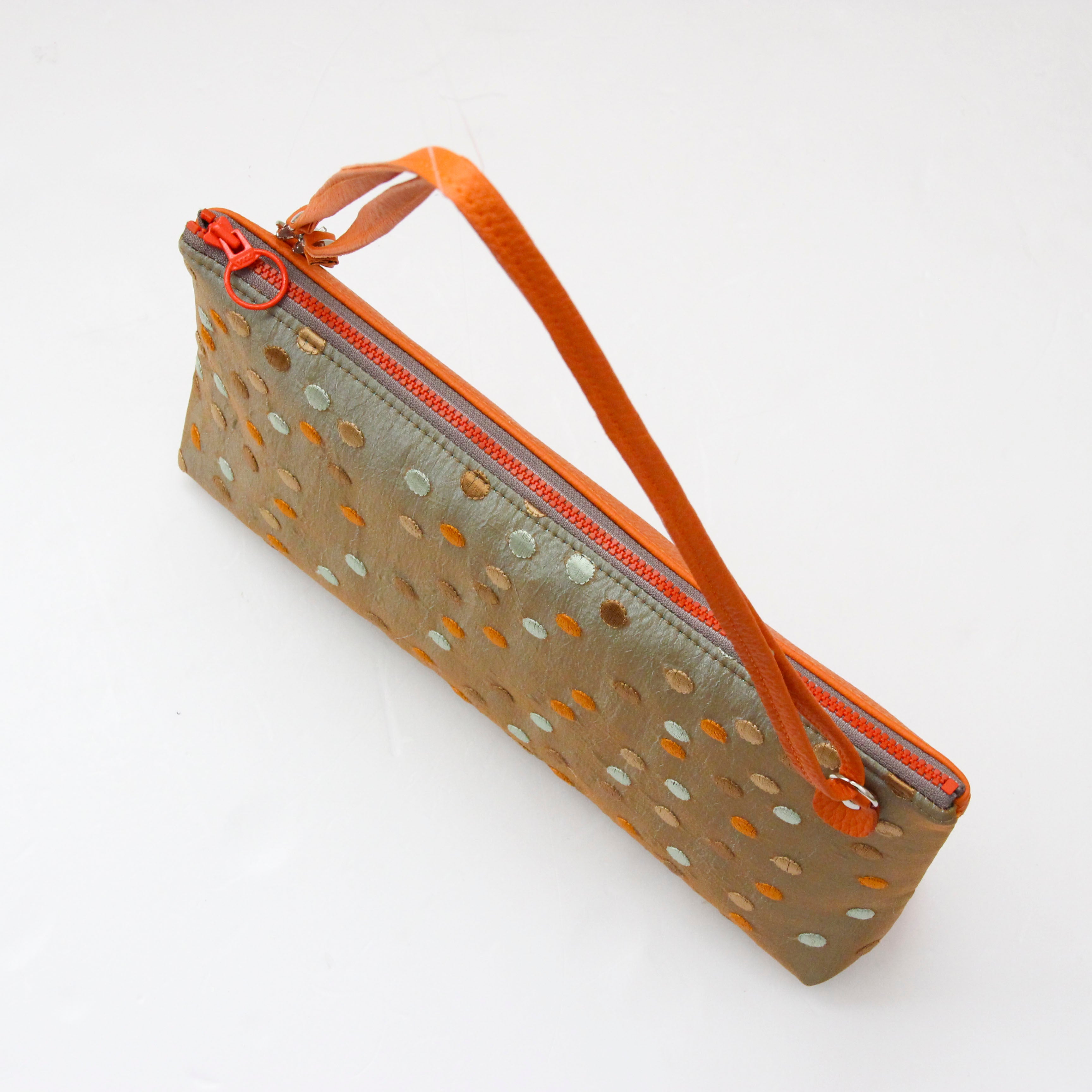 ベージュブラウンドット S ×オレンジ / フラットポシェット