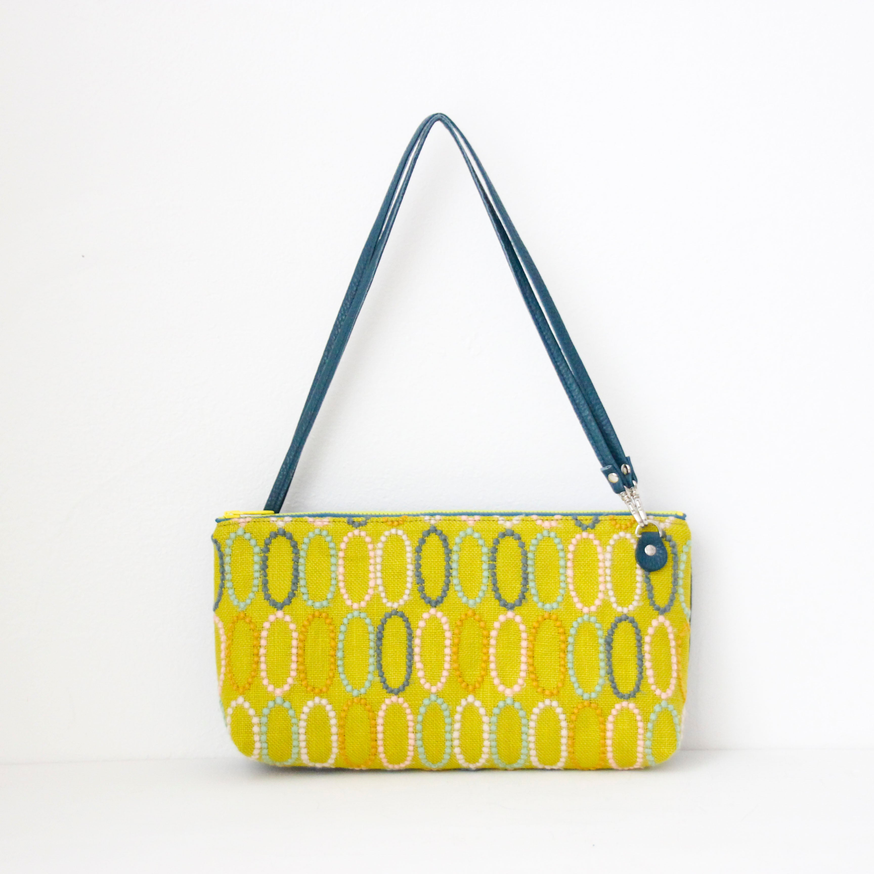 mina's オーバルマスタード SXL / フラットポシェット