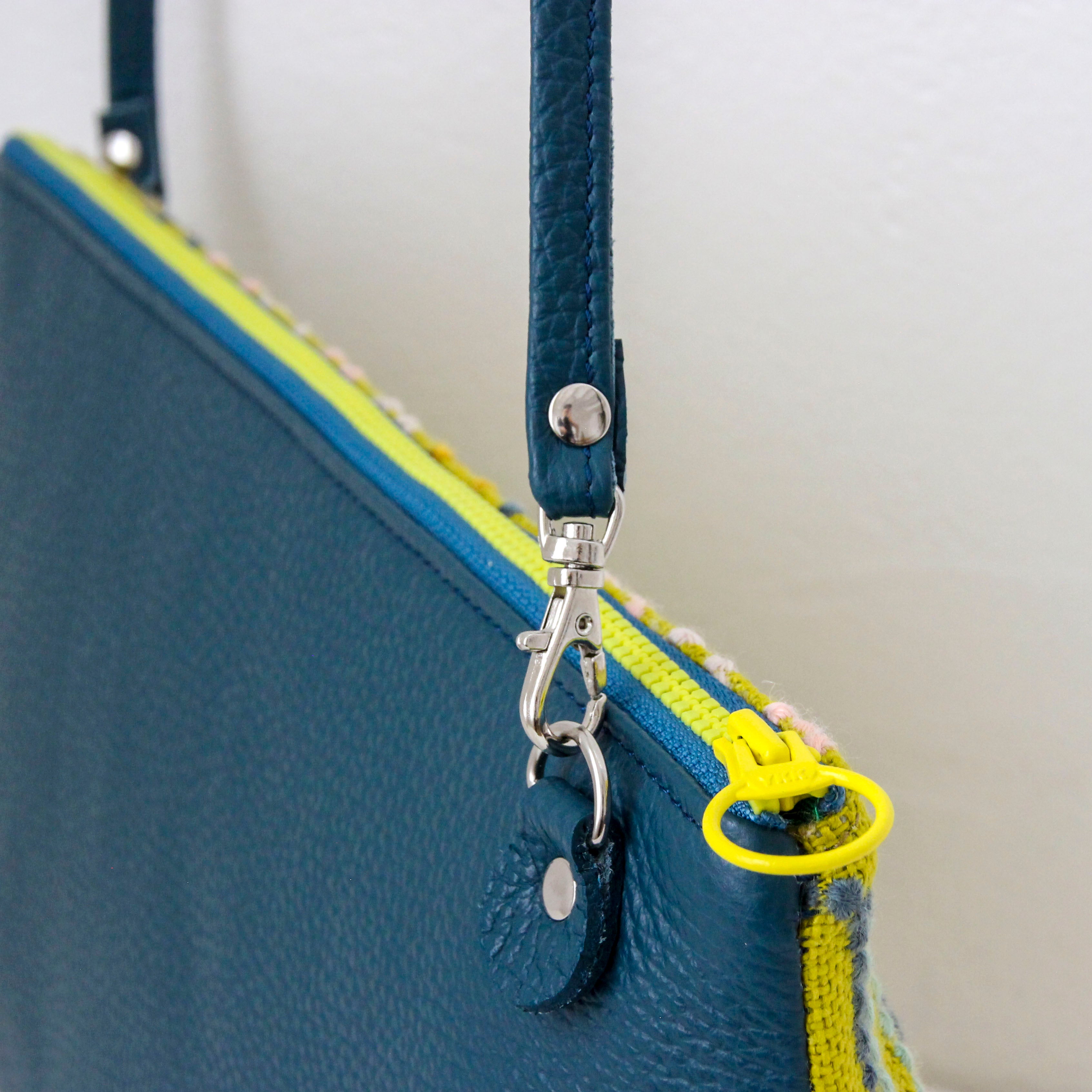 mina's オーバルマスタード SXL / フラットポシェット