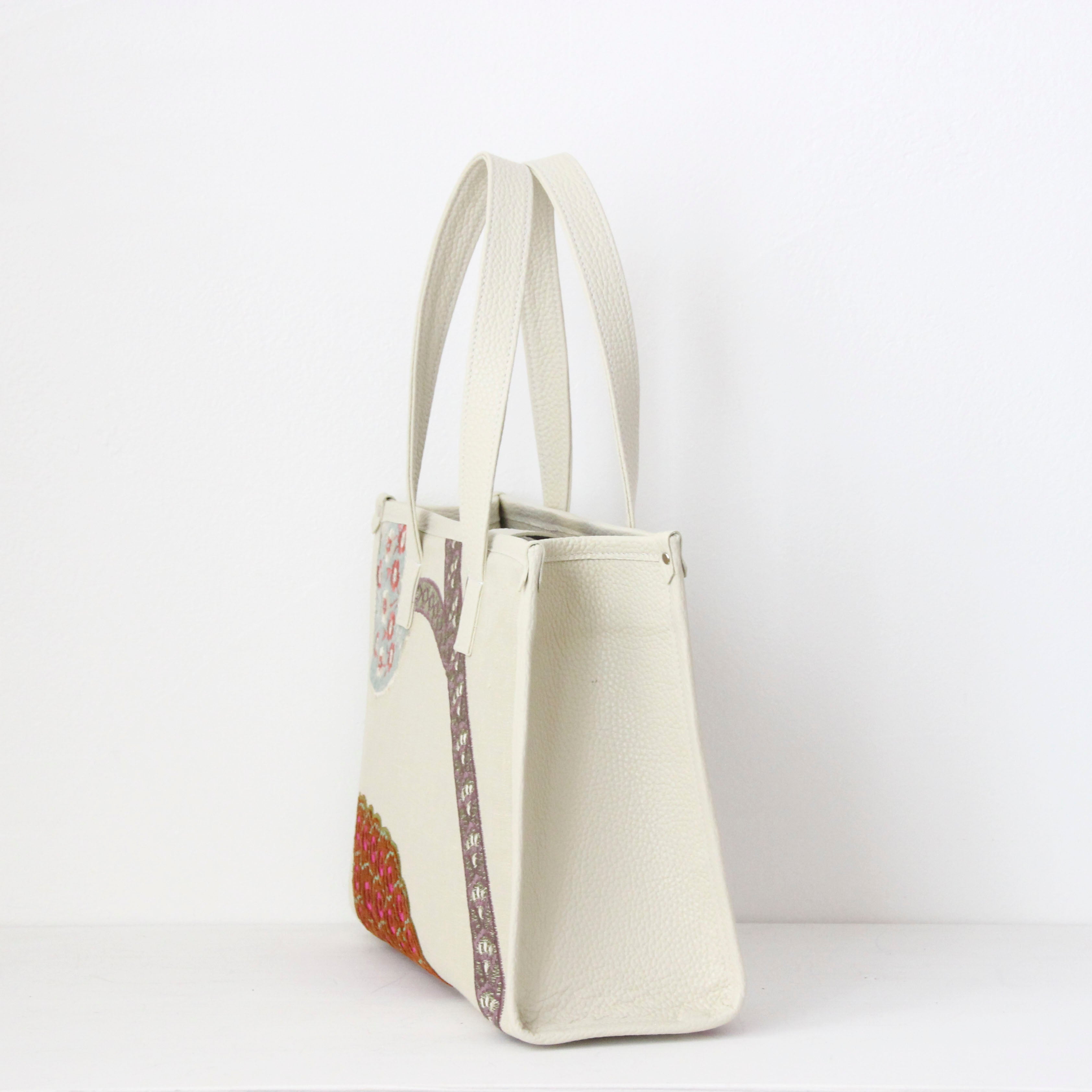 ベルベットアップリケナチュラルリネン×バニラホワイト SXL / バーティカルトート ワイドM