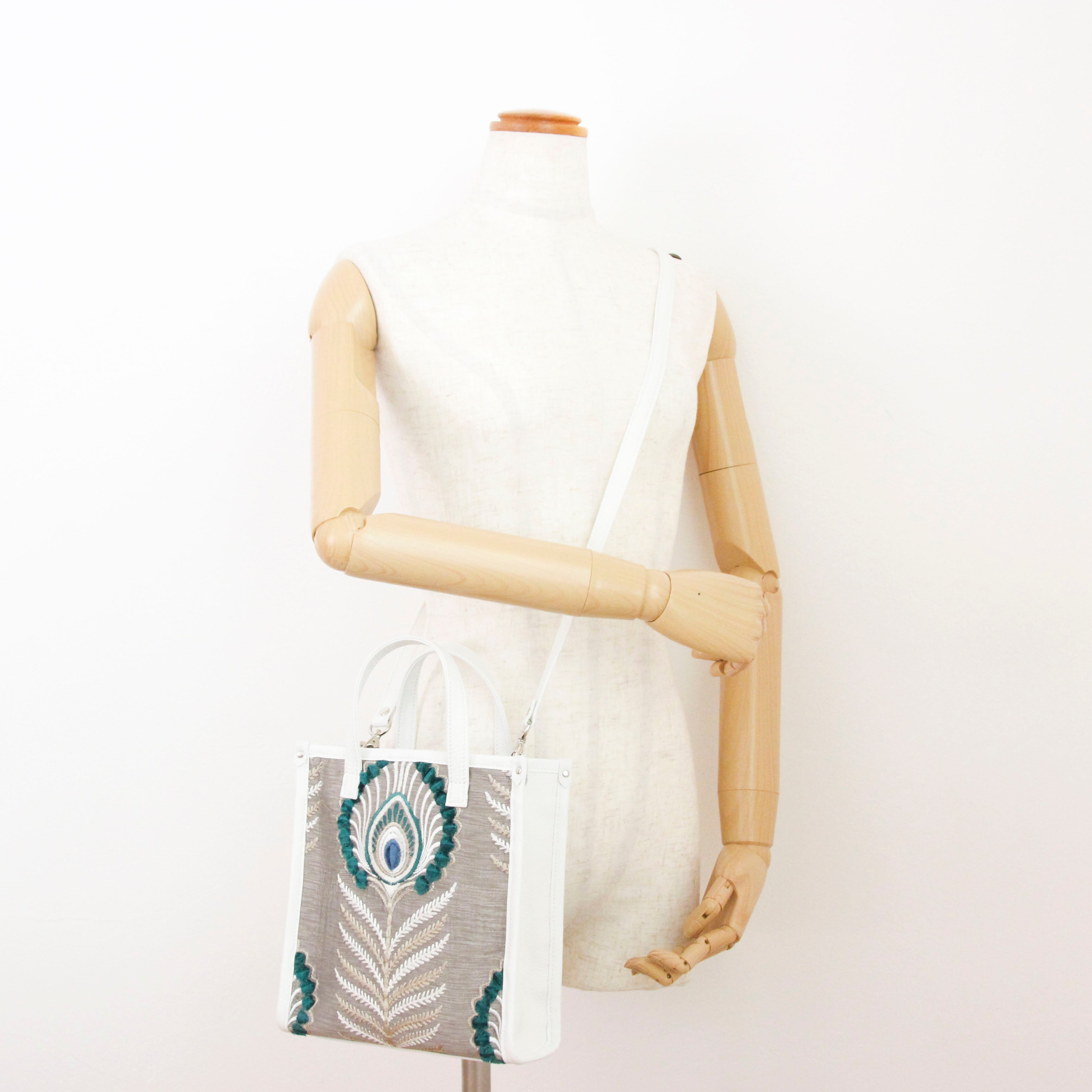 ターコイズピーコックフェザー XL ×ピュアホワイト / バーティカルトート トールS