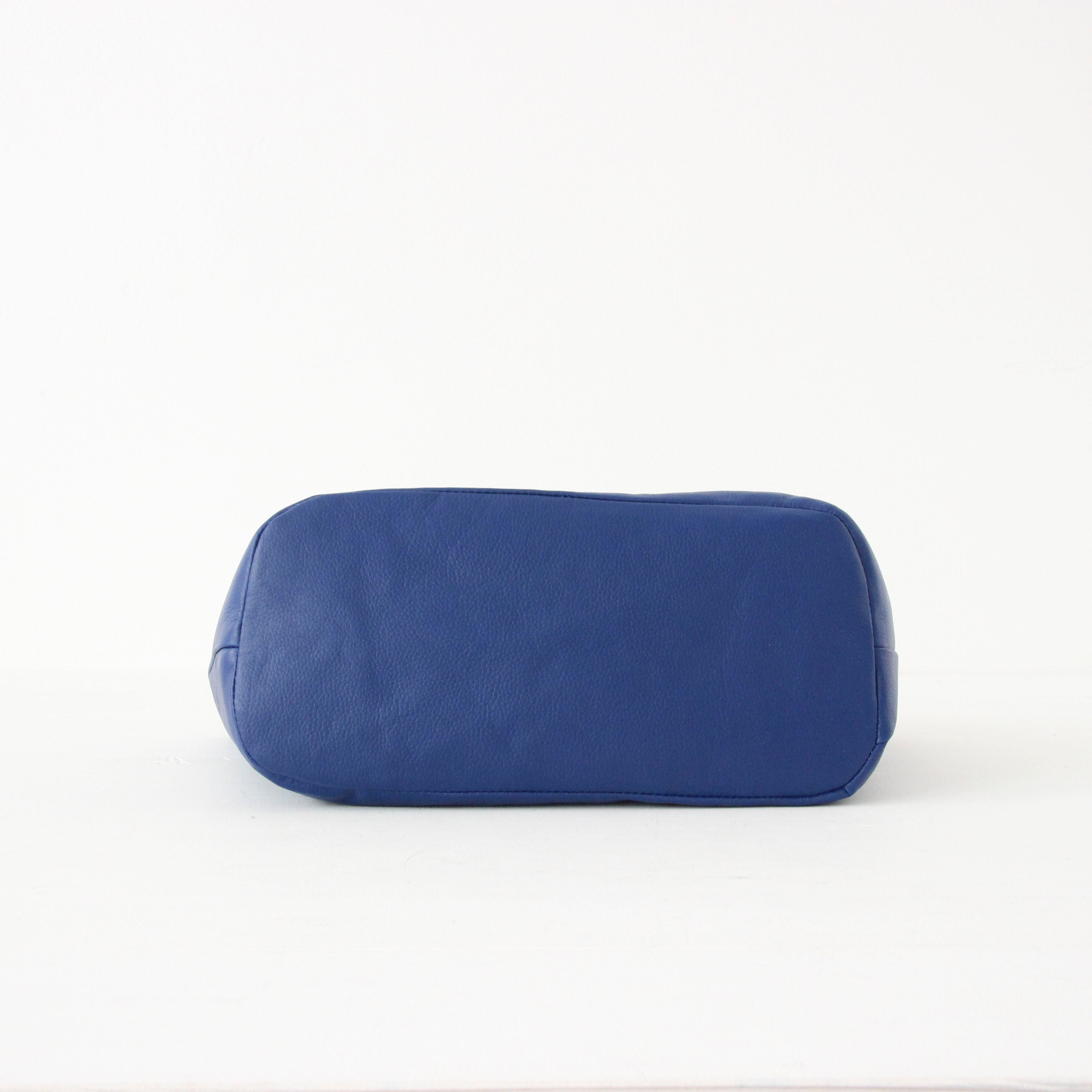 ロイヤルブルー / シンプルレザートート