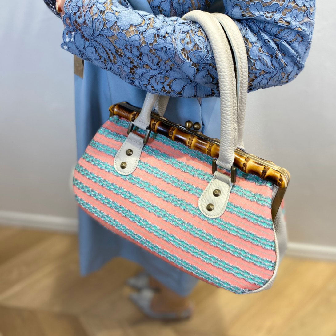 サーモンピンクＸエメラルドボーダー / バンブーがま口S