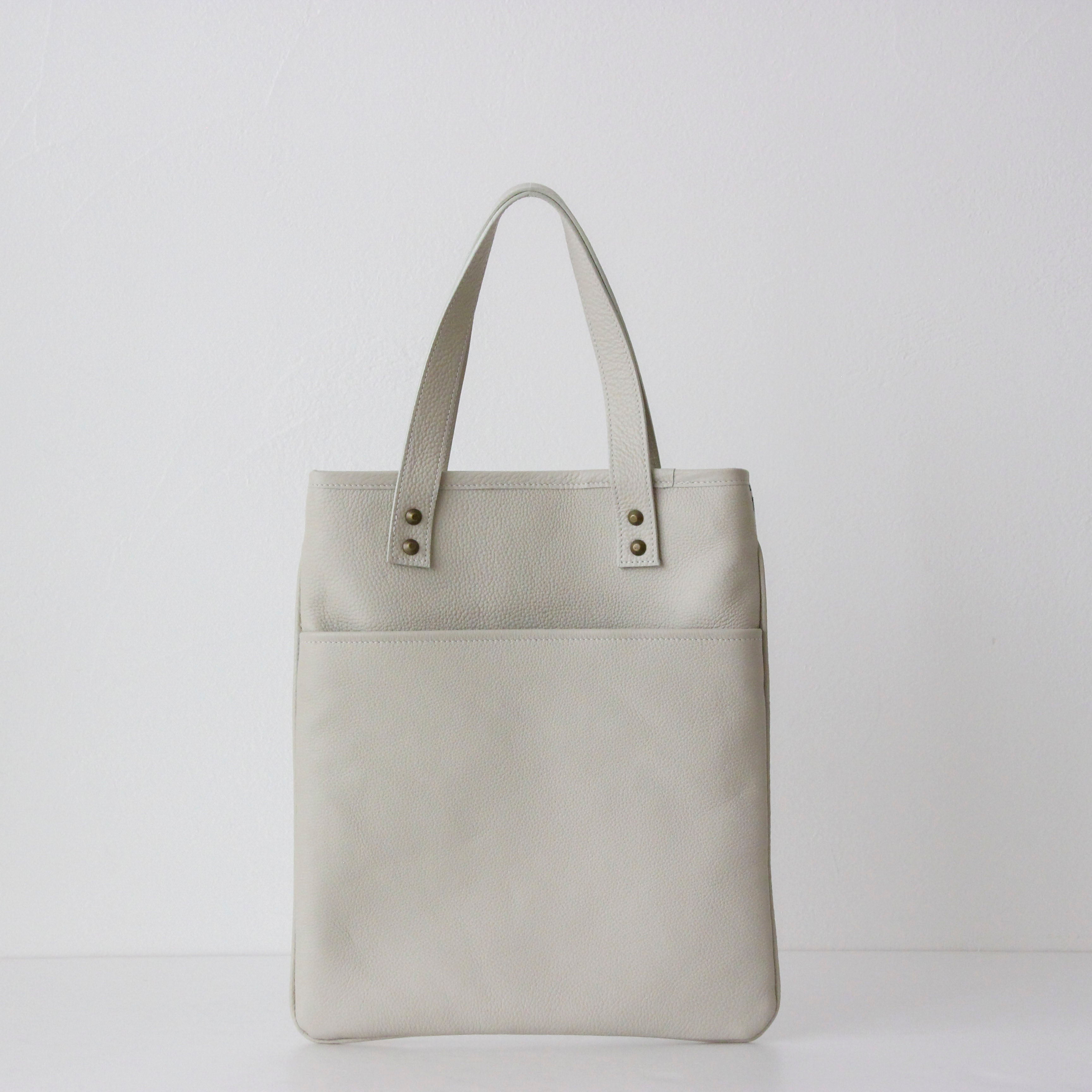 インディアンガーデンホワイト / フラットトート /XL