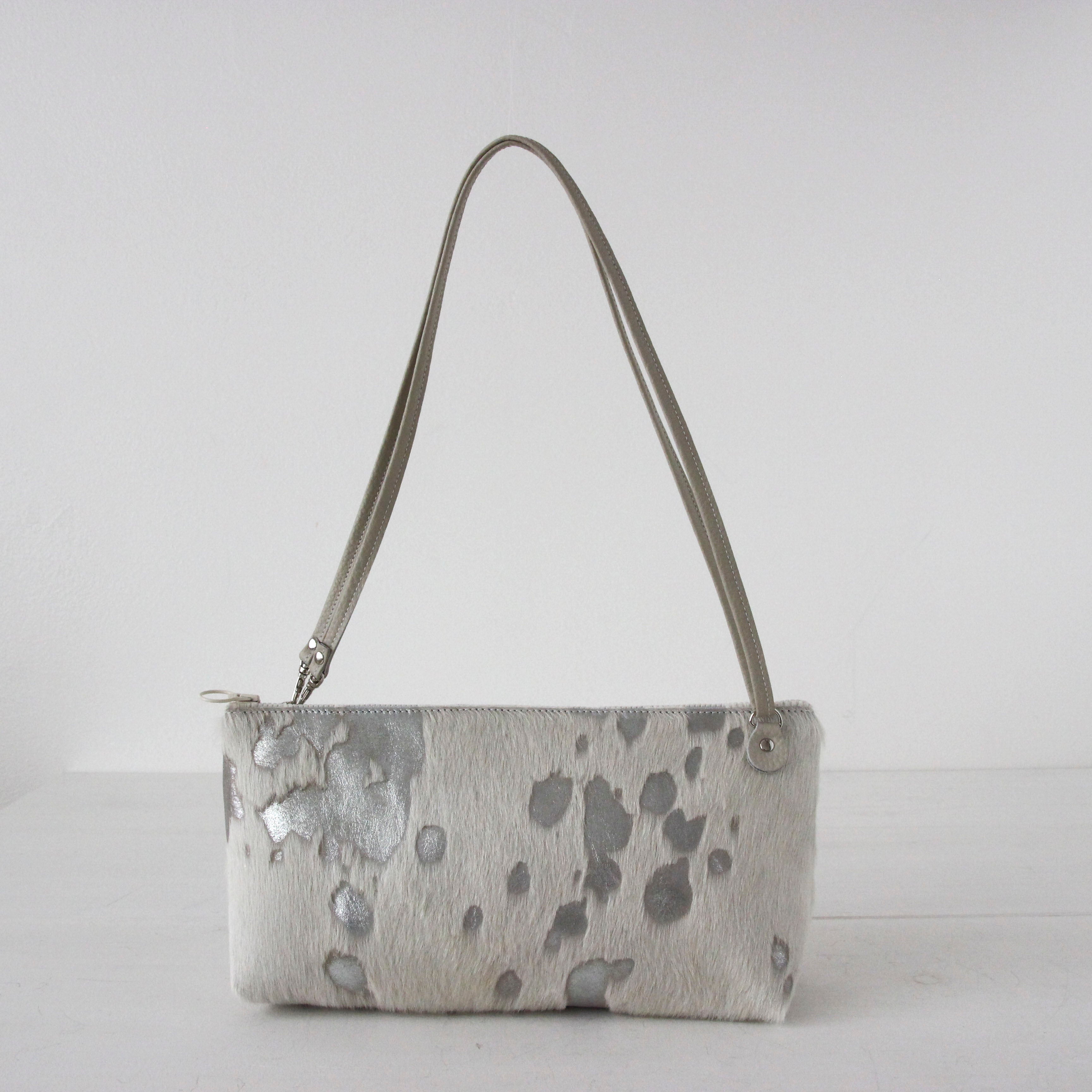 ホワイト起毛×シルバー / フラットポシェット