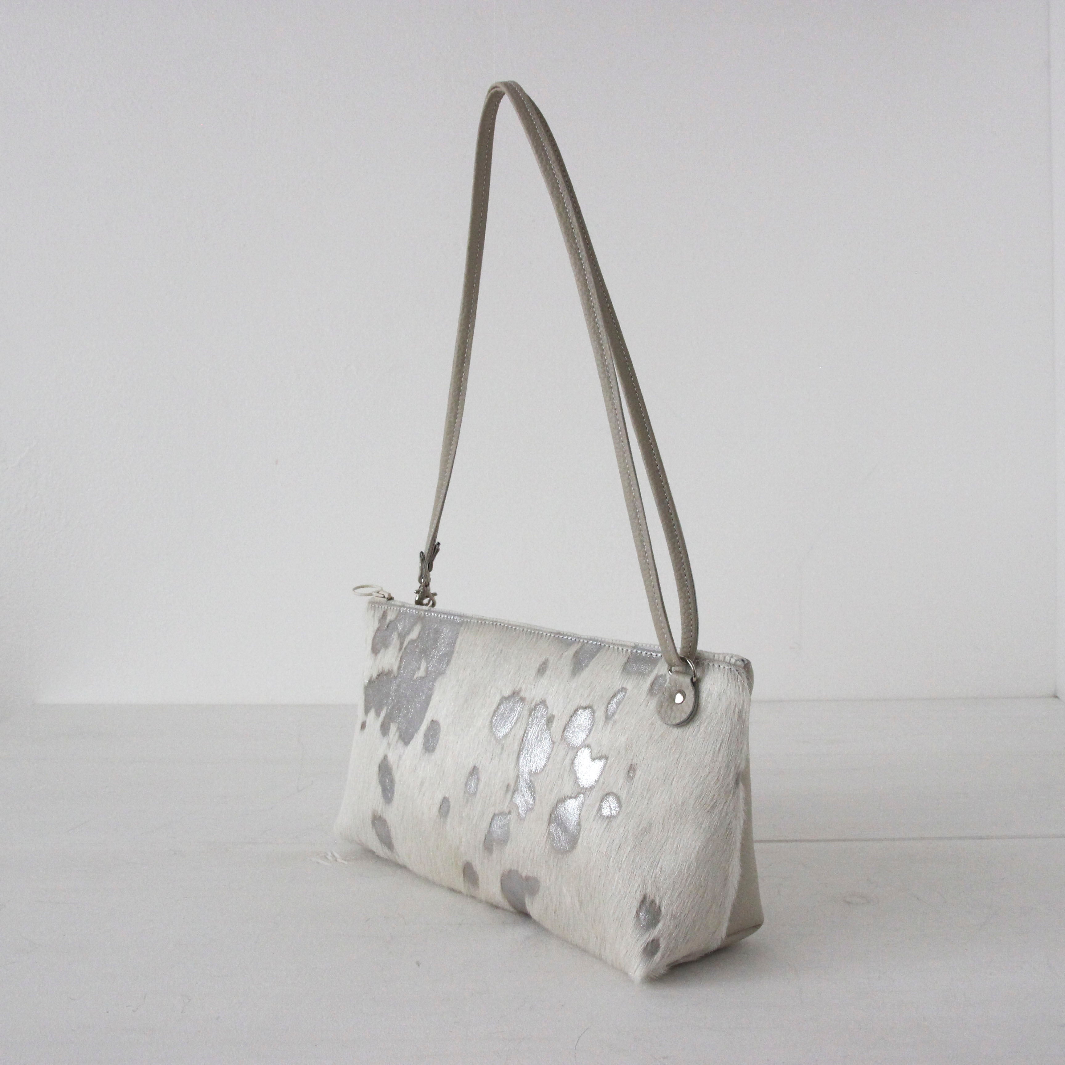 ホワイト起毛×シルバー / フラットポシェット