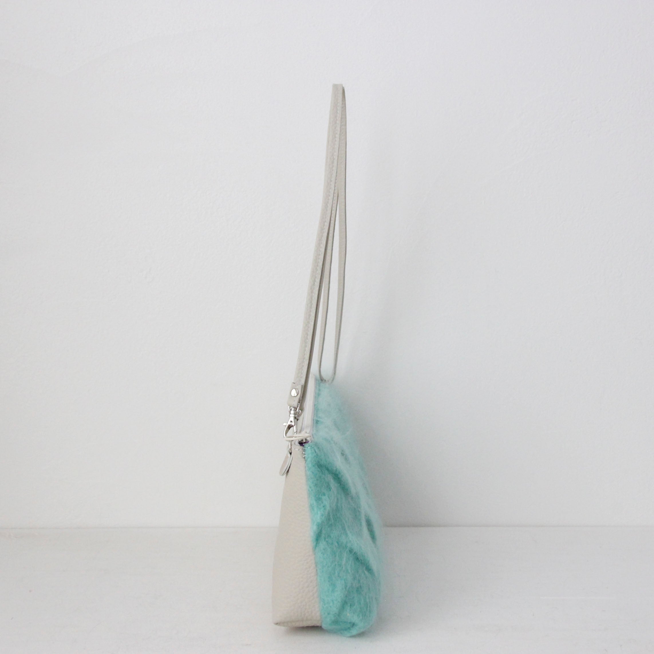 モヘアペパーミント / フラットポシェット