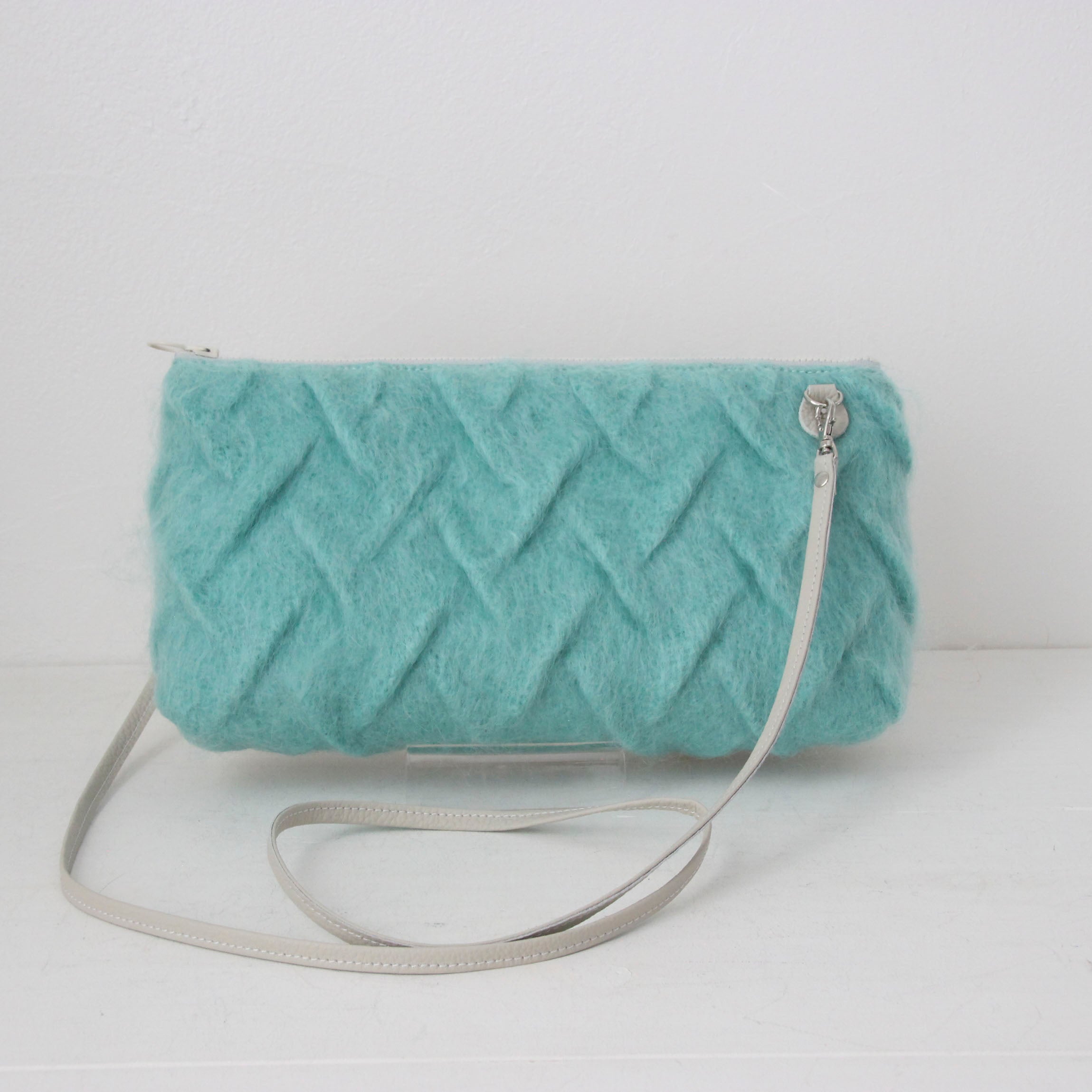 モヘアペパーミント / フラットポシェット