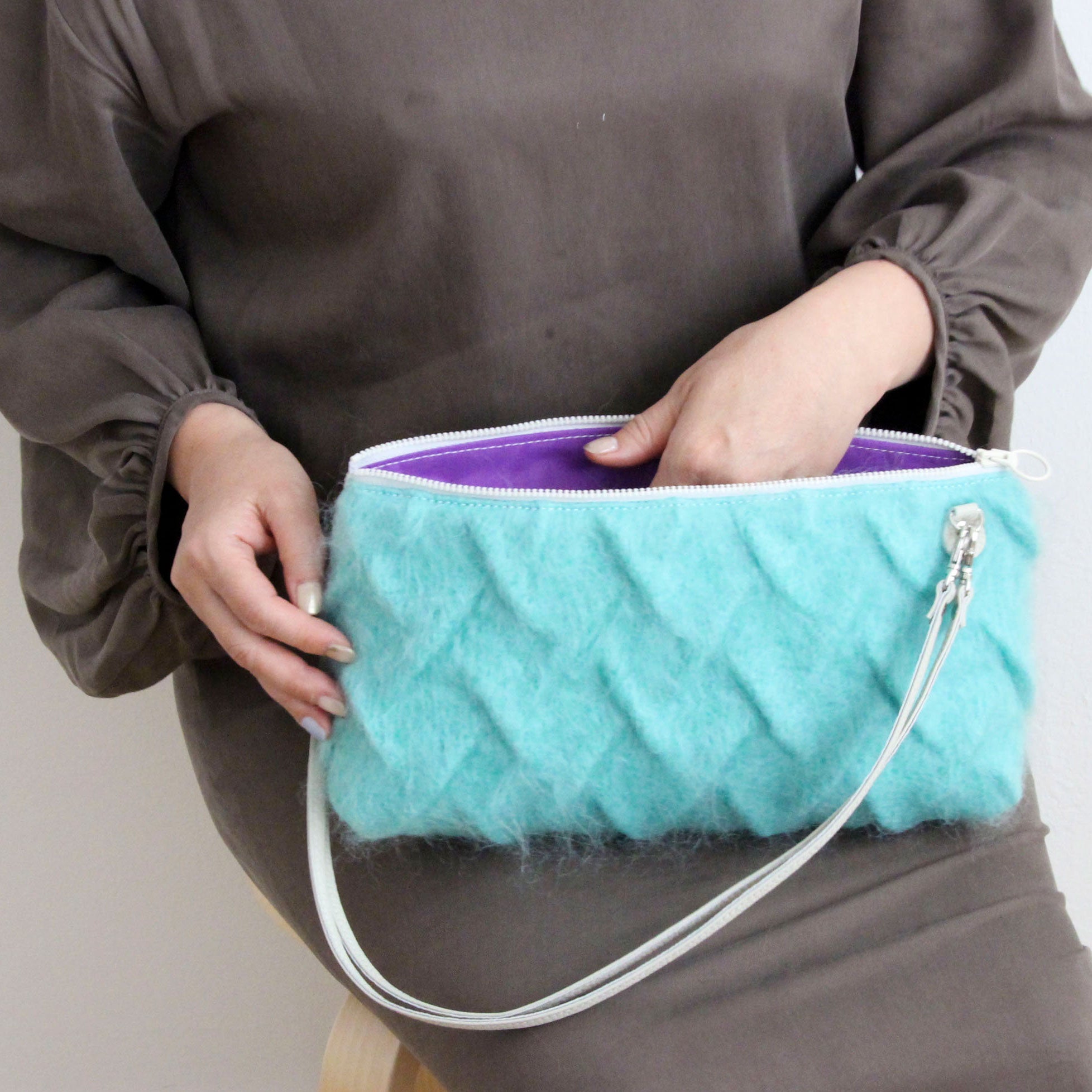 モヘアペパーミント / フラットポシェット