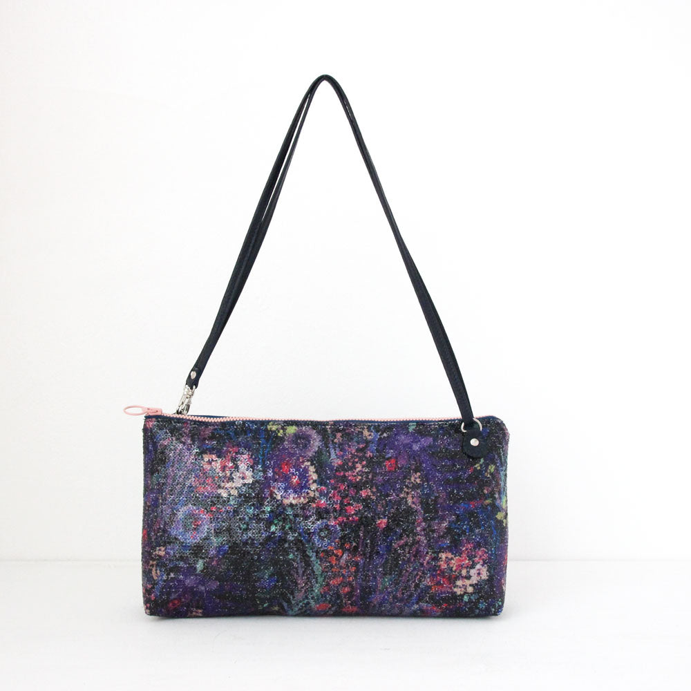 リバティスパンコールフラワーネイビー（ネイビー） / フラットポシェット