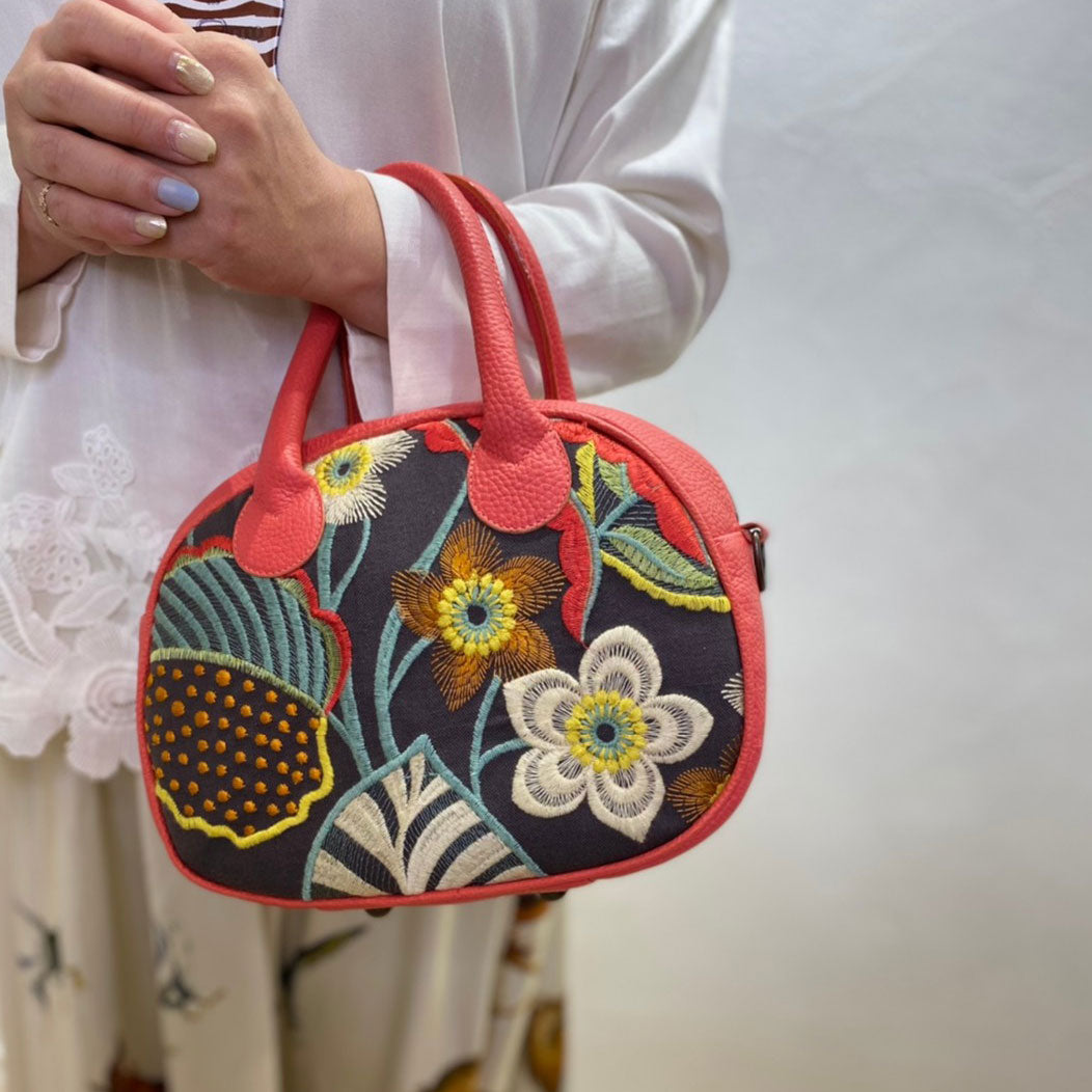 トロピカルフラワー刺繍グレー / ラウンドボストンSS