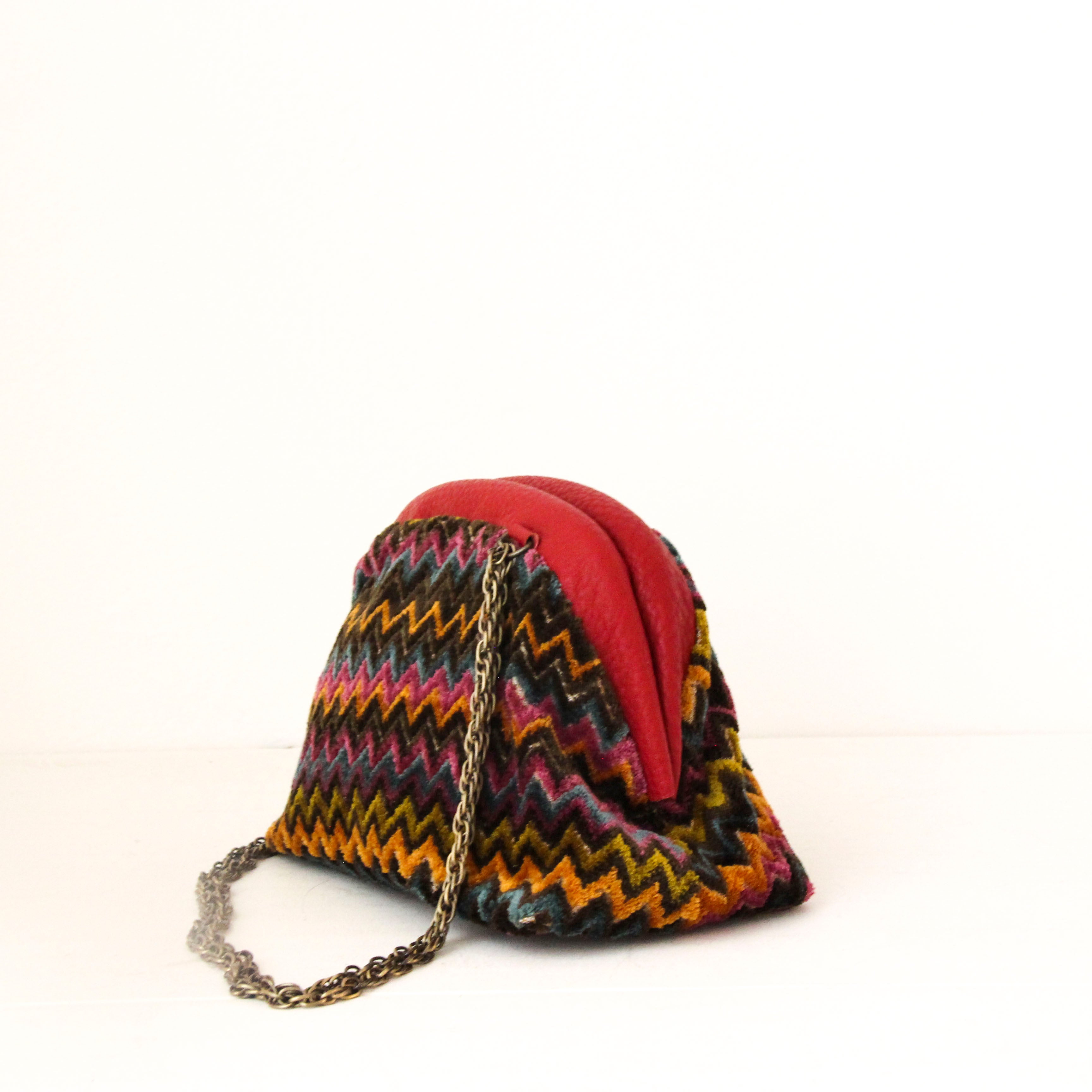 ブラウンジグザグベロア / 口金ショルダーポーチS