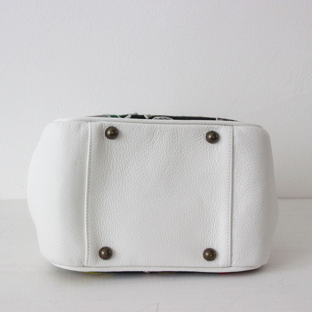 黒リネン刺繍 SXL/ 口金バッグSS