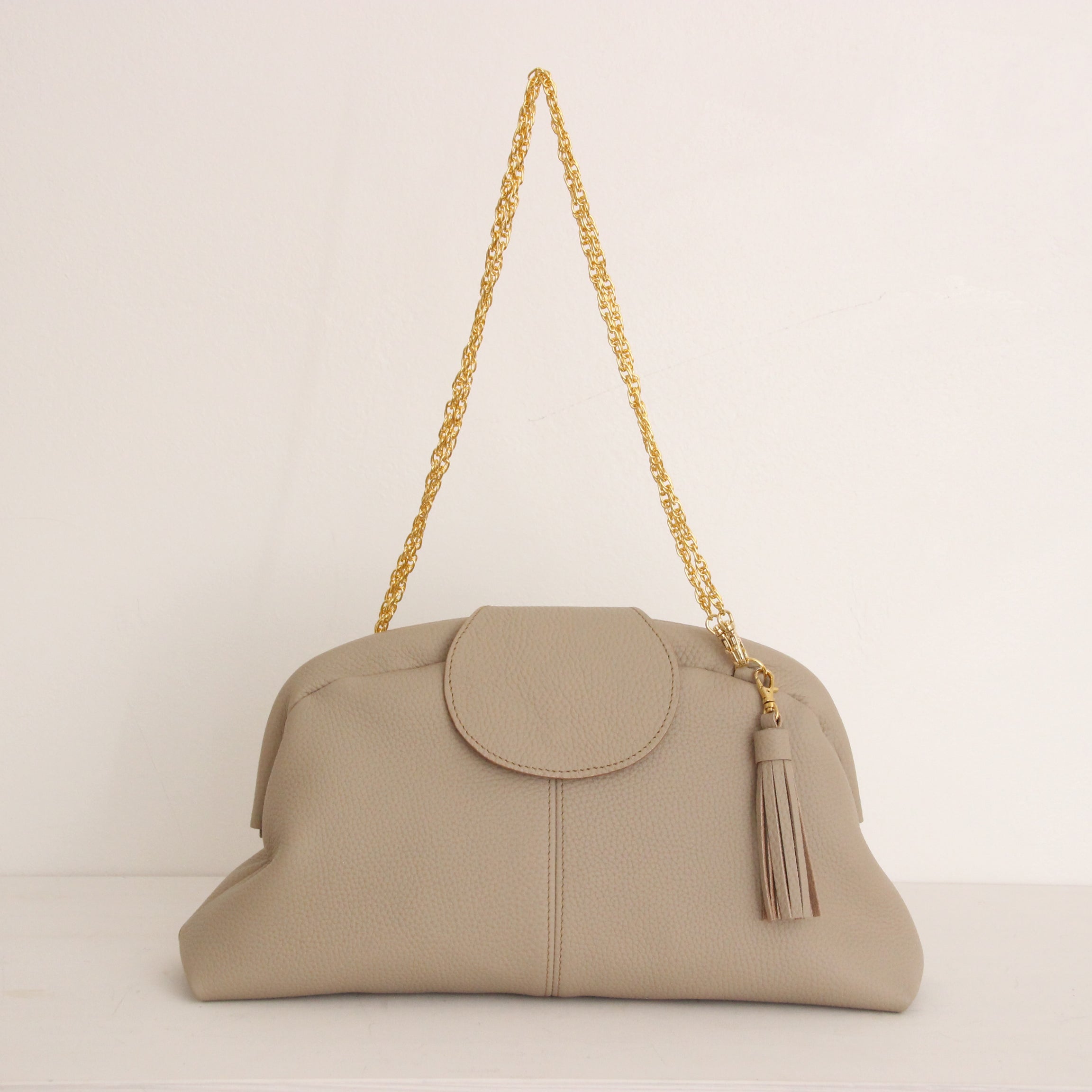 ベージュ / 口金レザーポシェットL