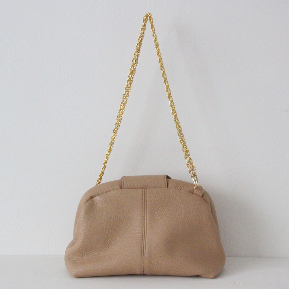 サンドベージュ / 口金レザーポシェットM