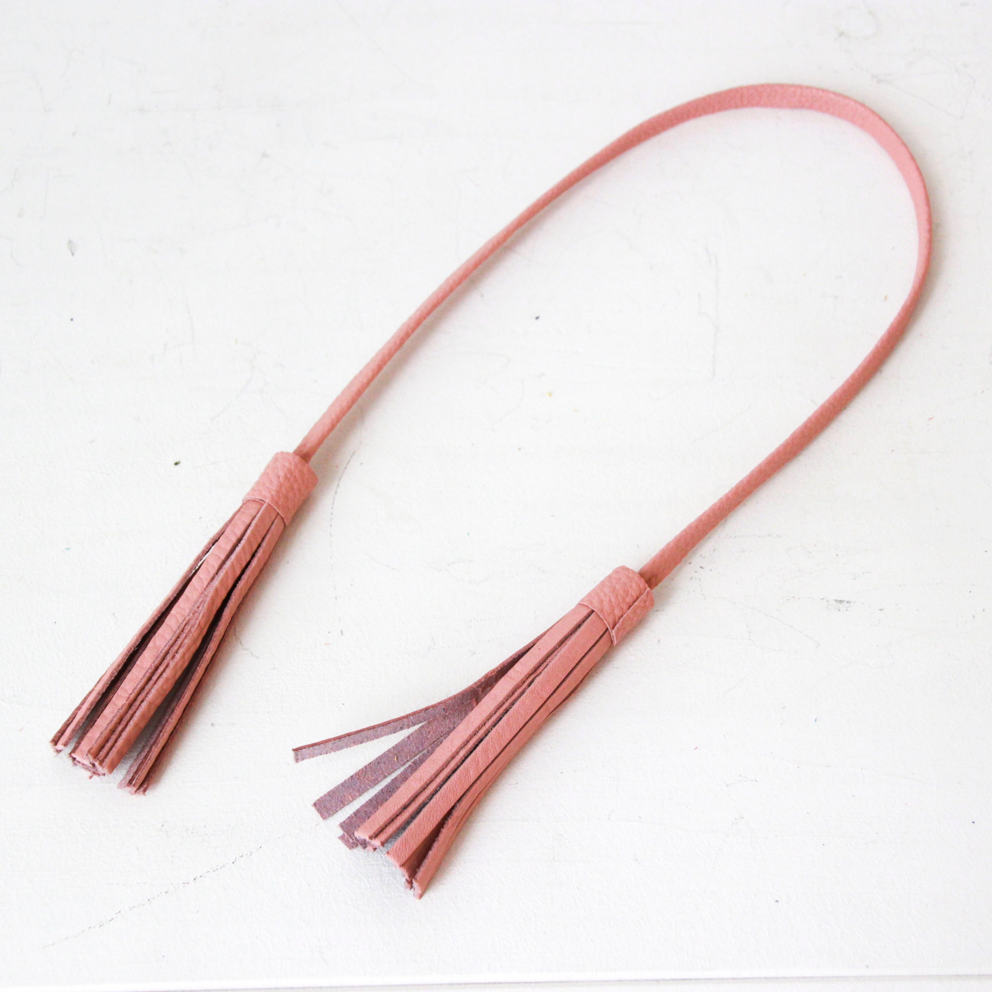 ベビーピンク / レザータッセル