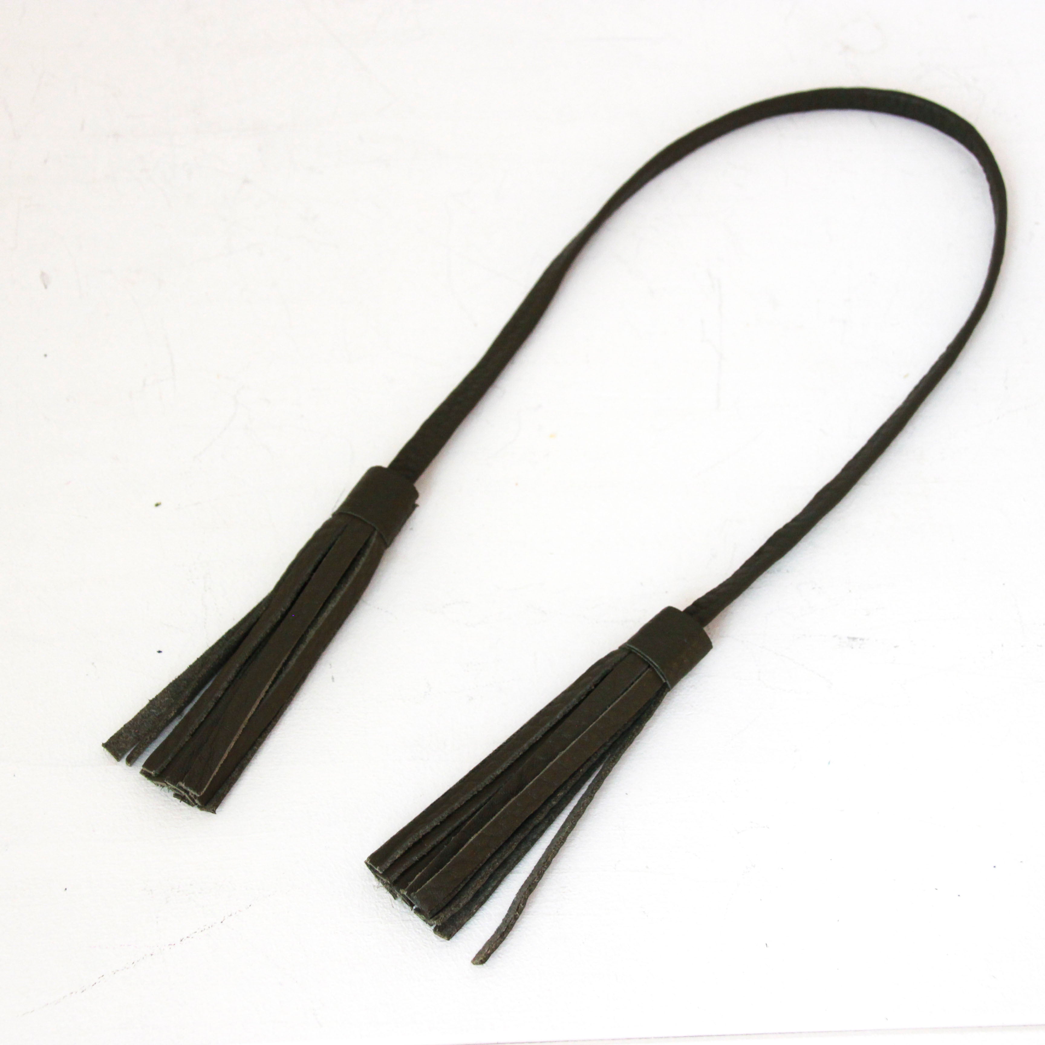 カーキ / レザータッセル【outlet】