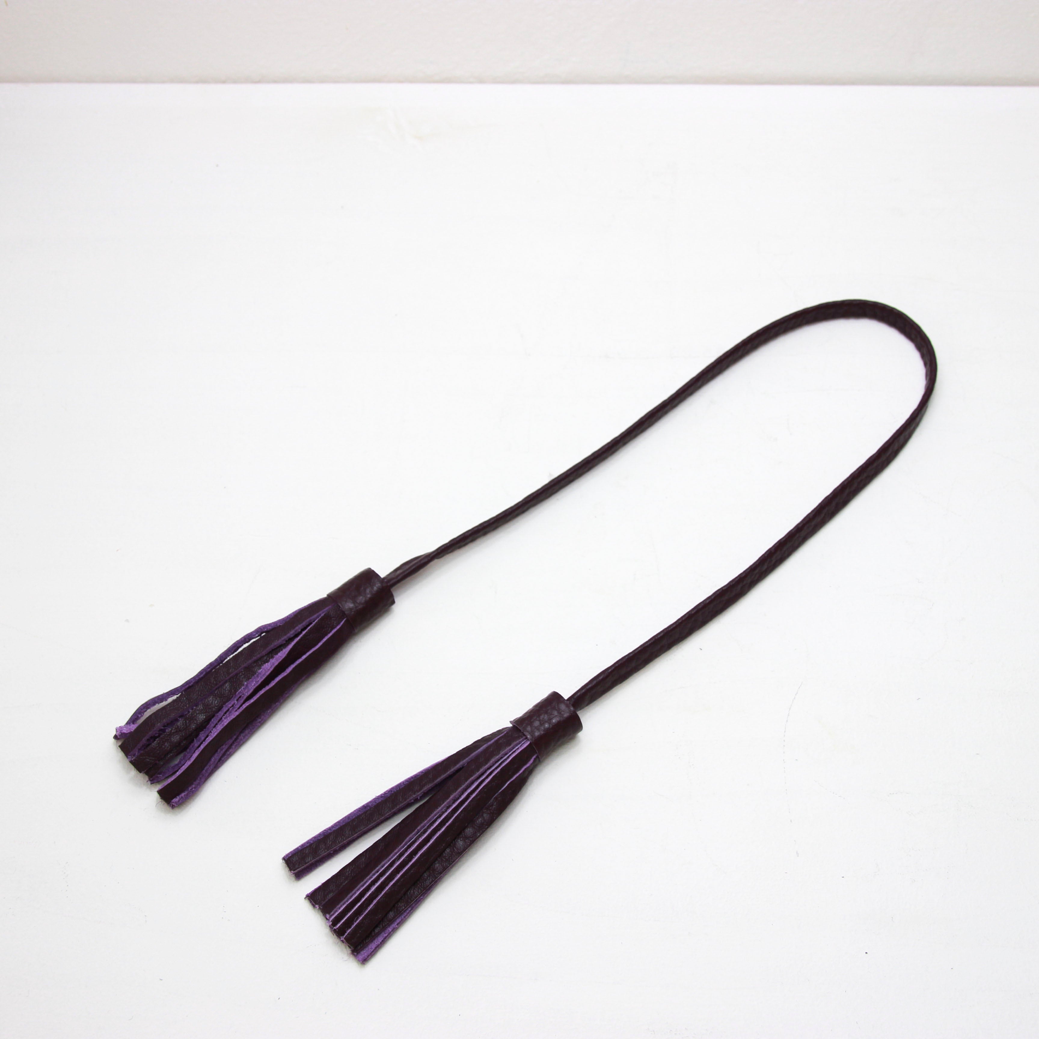 パープル / レザータッセル