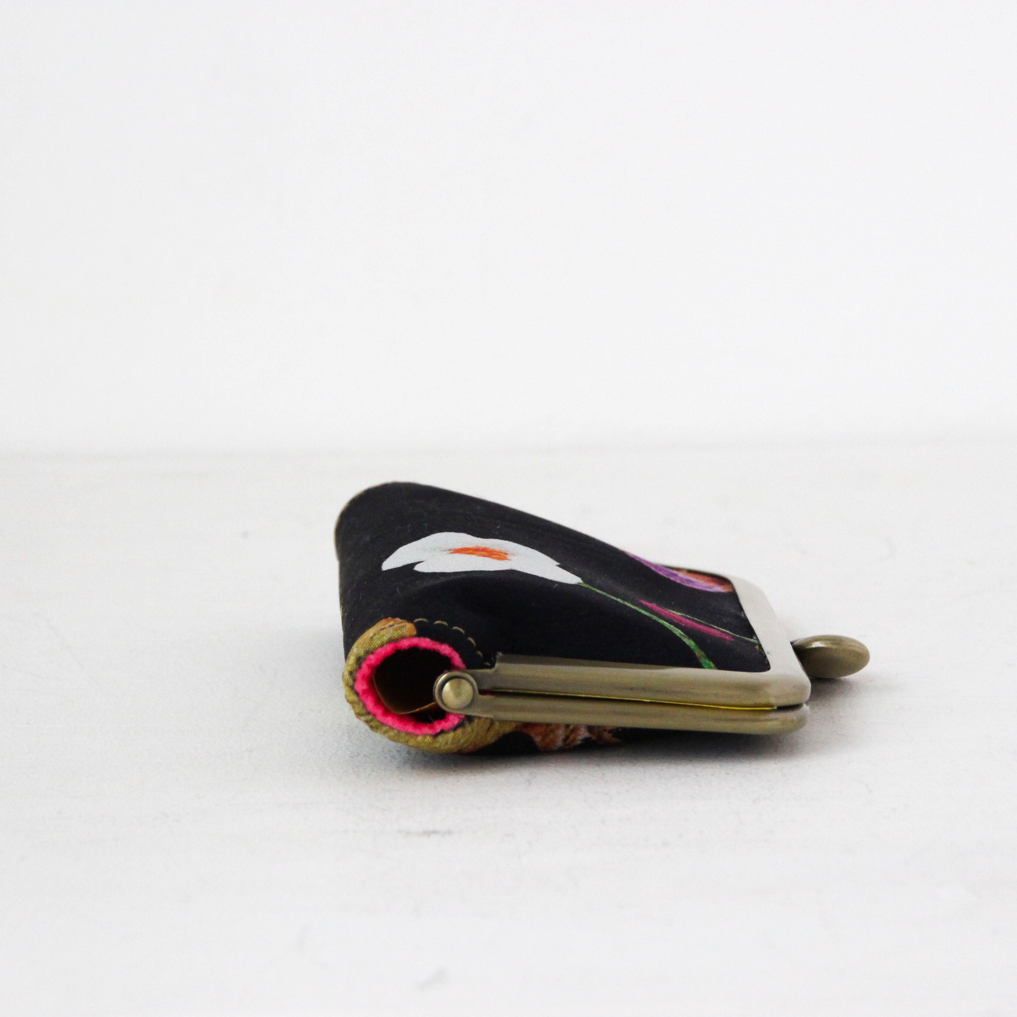 シルクフラワー刺繍プリントイチゴ / カードケース