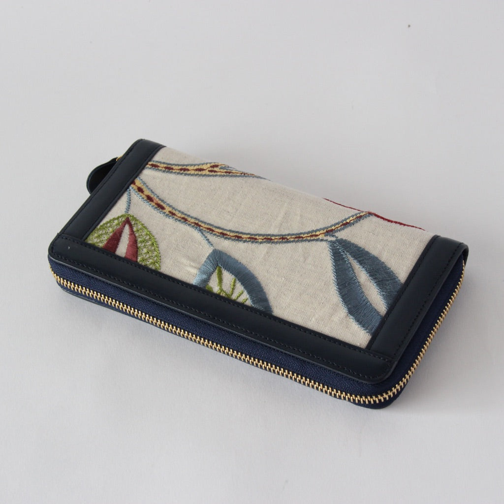 刺しゅうフルーツ / お財布ネイビー