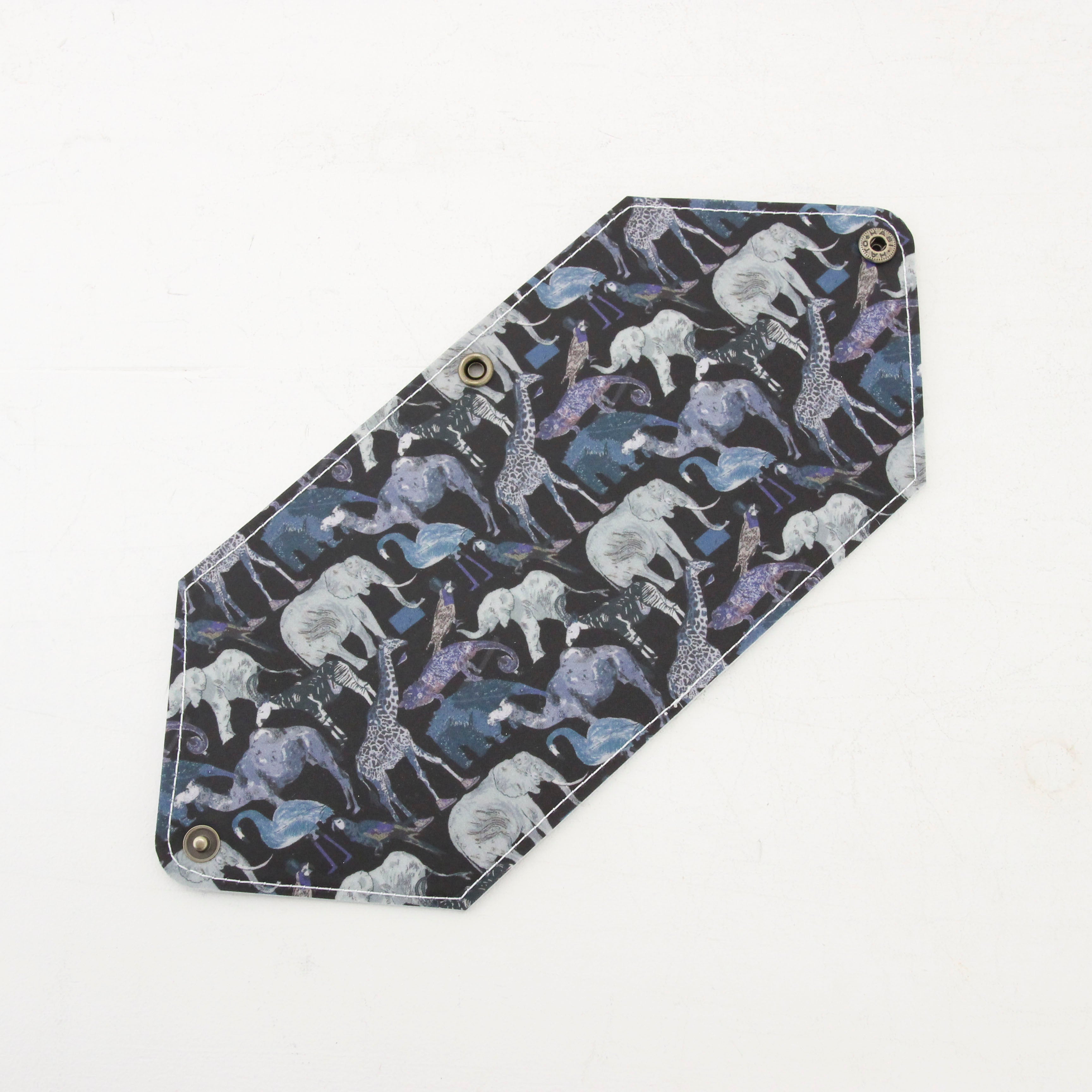 アイスグレー / マスクケース