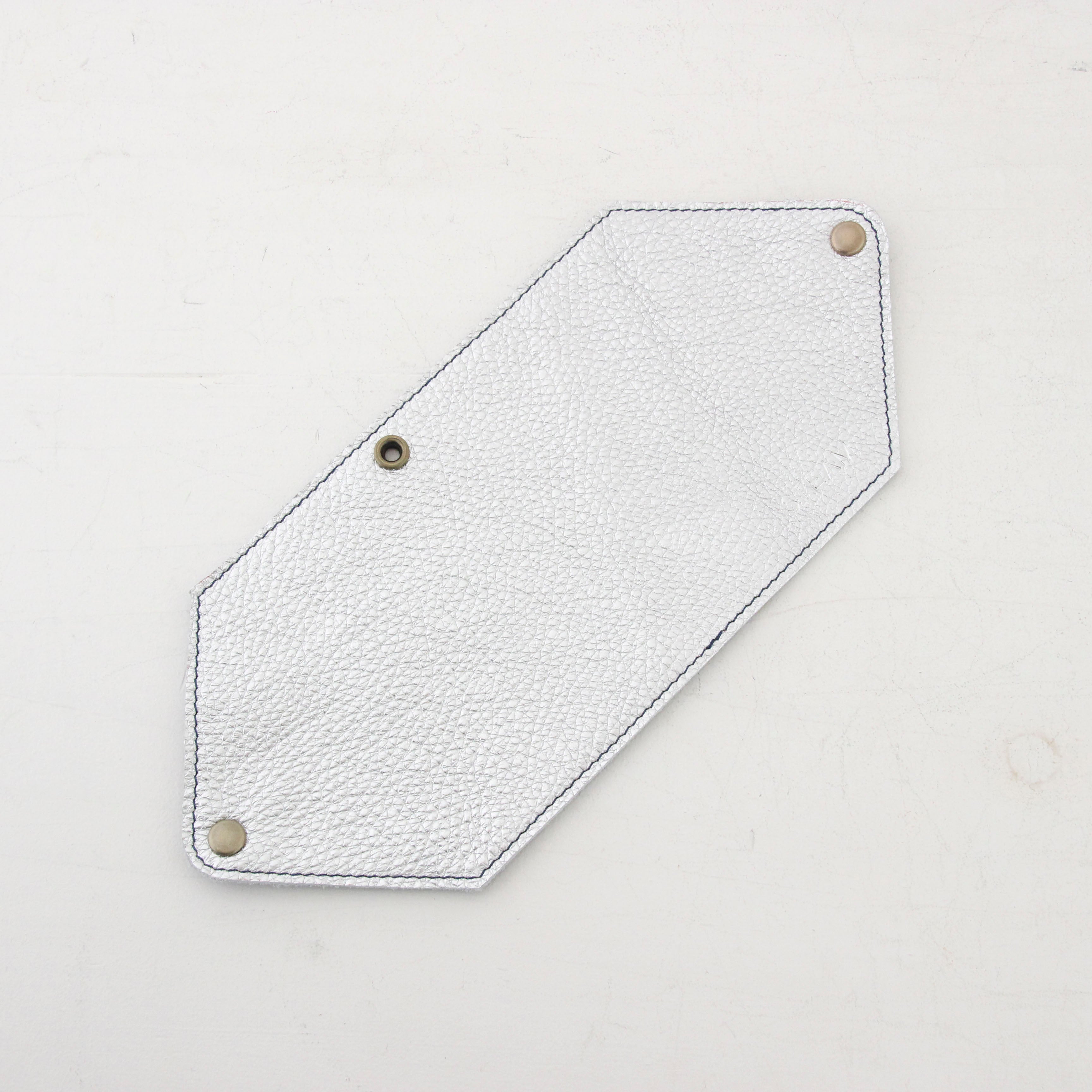 シルバーシマー / マスクケース